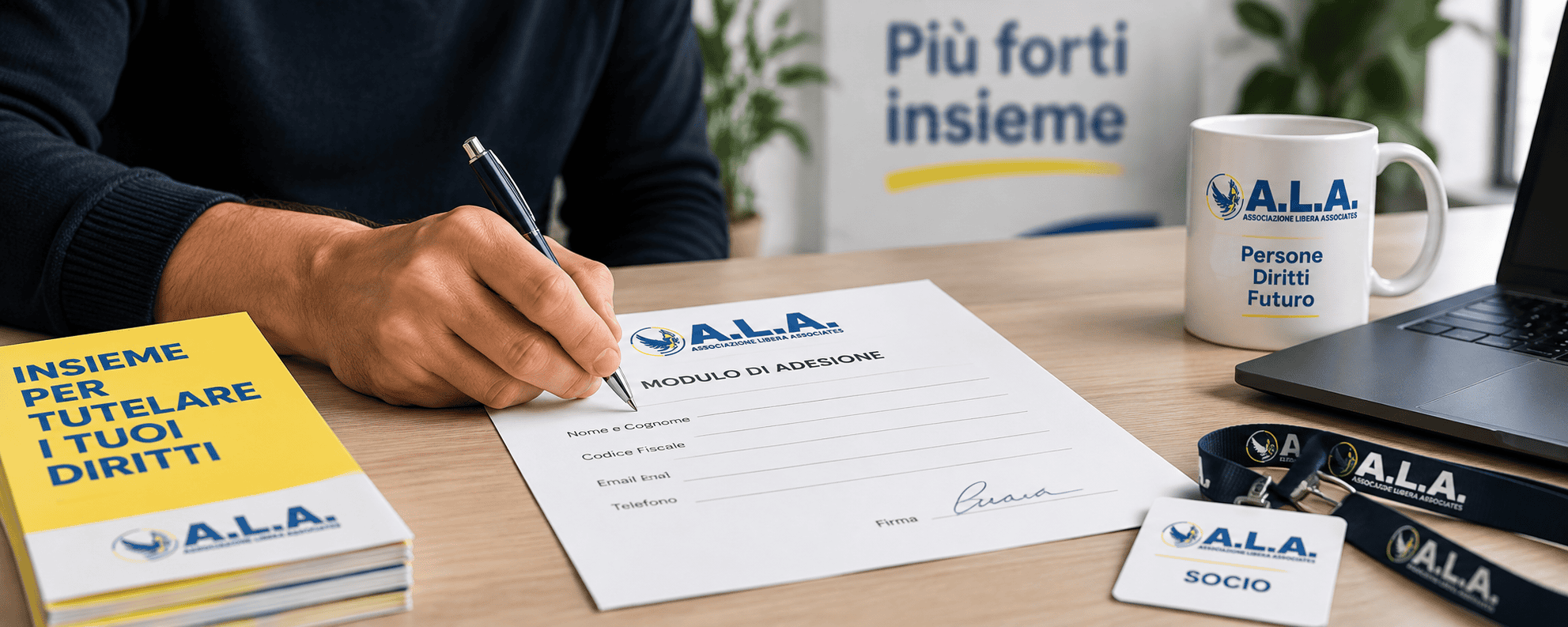 Entra a far parte di A.L.A.